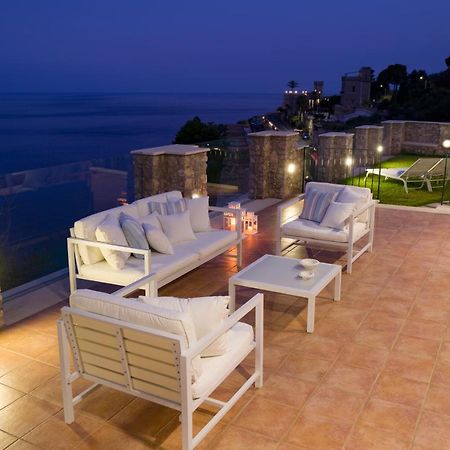 Sparviero Luxury Suites Taormina Eksteriør billede