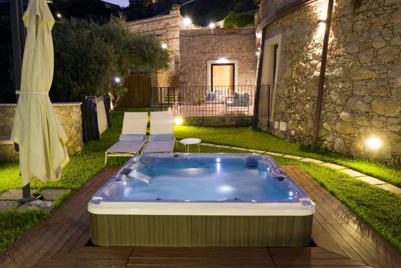 Sparviero Luxury Suites Taormina Eksteriør billede