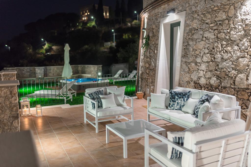 Sparviero Luxury Suites Taormina Eksteriør billede